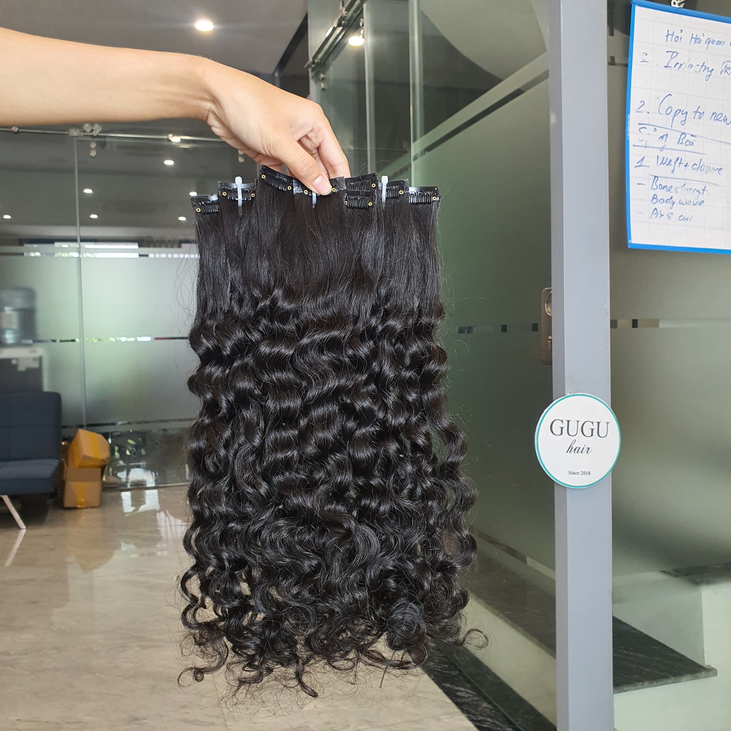 Can You Sleep With Clip-In Hair Extensions? The Five Honest Guide You Need 7 raw-human-hair-clip-in-hair-extensions
