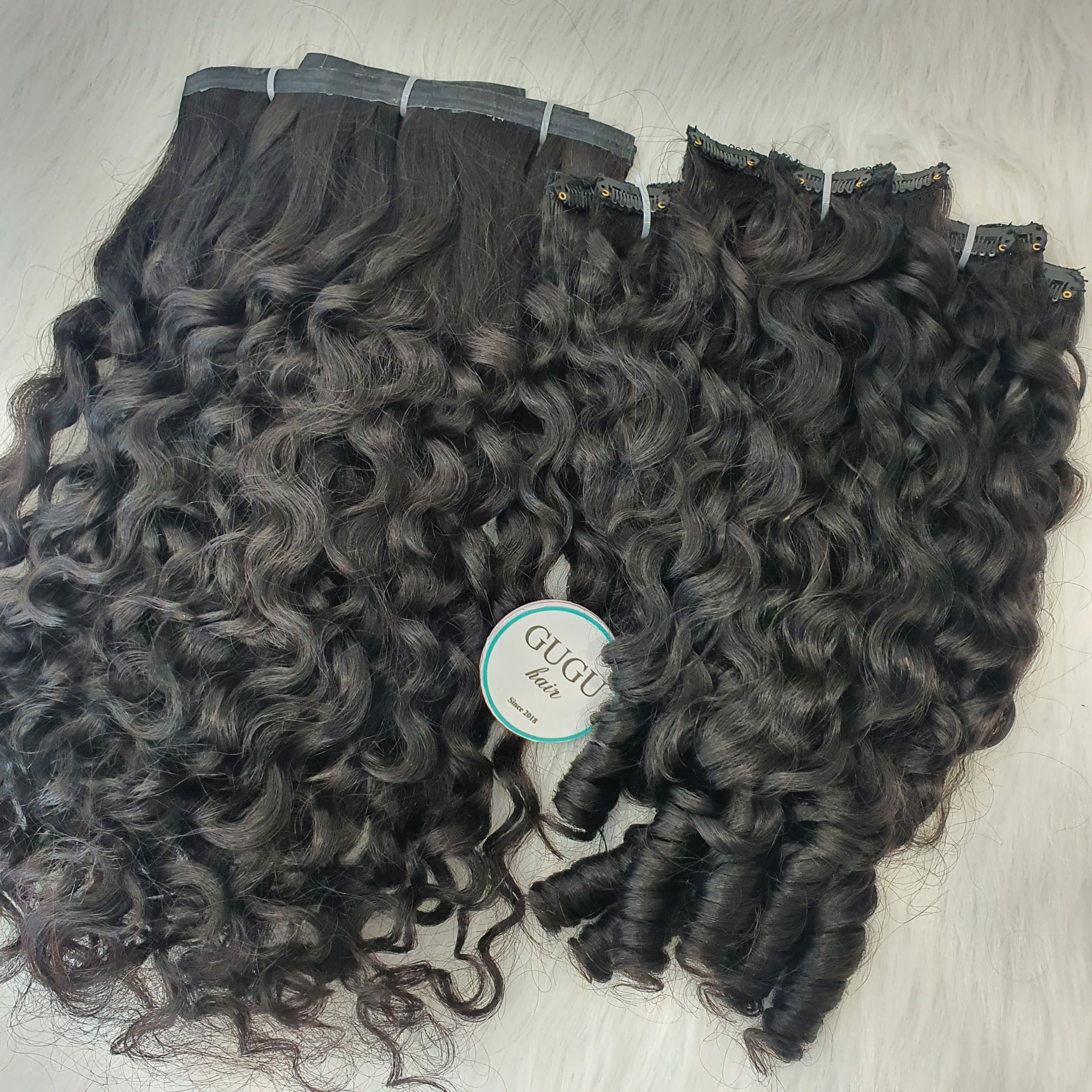 Can You Sleep With Clip-In Hair Extensions? The Five Honest Guide You Need 6 clip-in-extensions-vietnamese-raw-hair-guguhair.