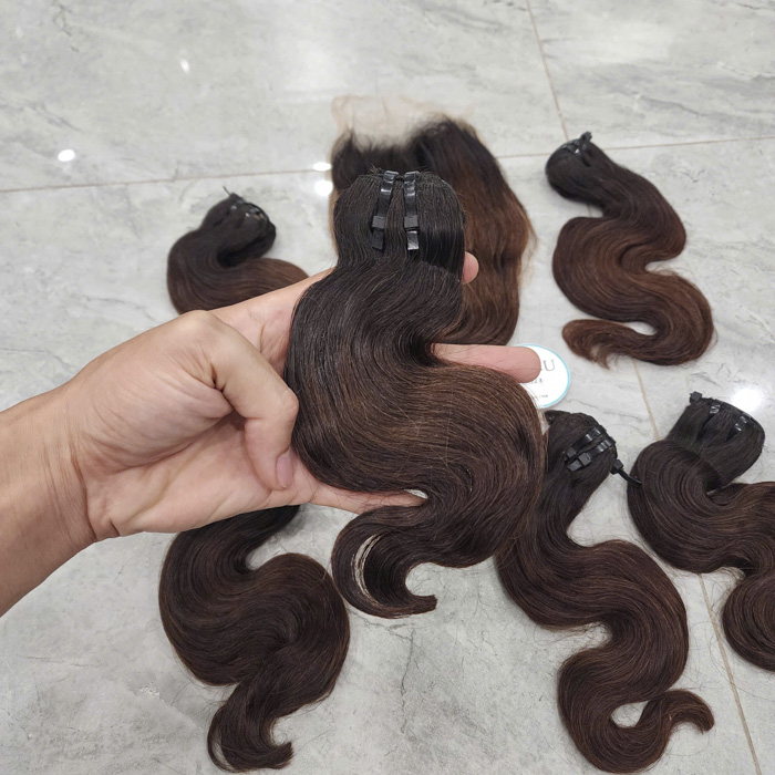 Body Wave Human Hair Weave 3 Bundles With Lace Closure