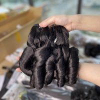 natural-black-bouncy-curly-hair-vietnamese