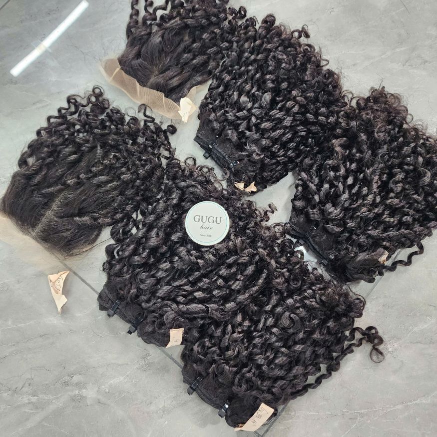 Pixi-curly-weft-hair-extension-natural-color