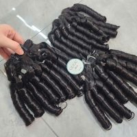 Boucy Curly Weft Hair Human Hair Extensions